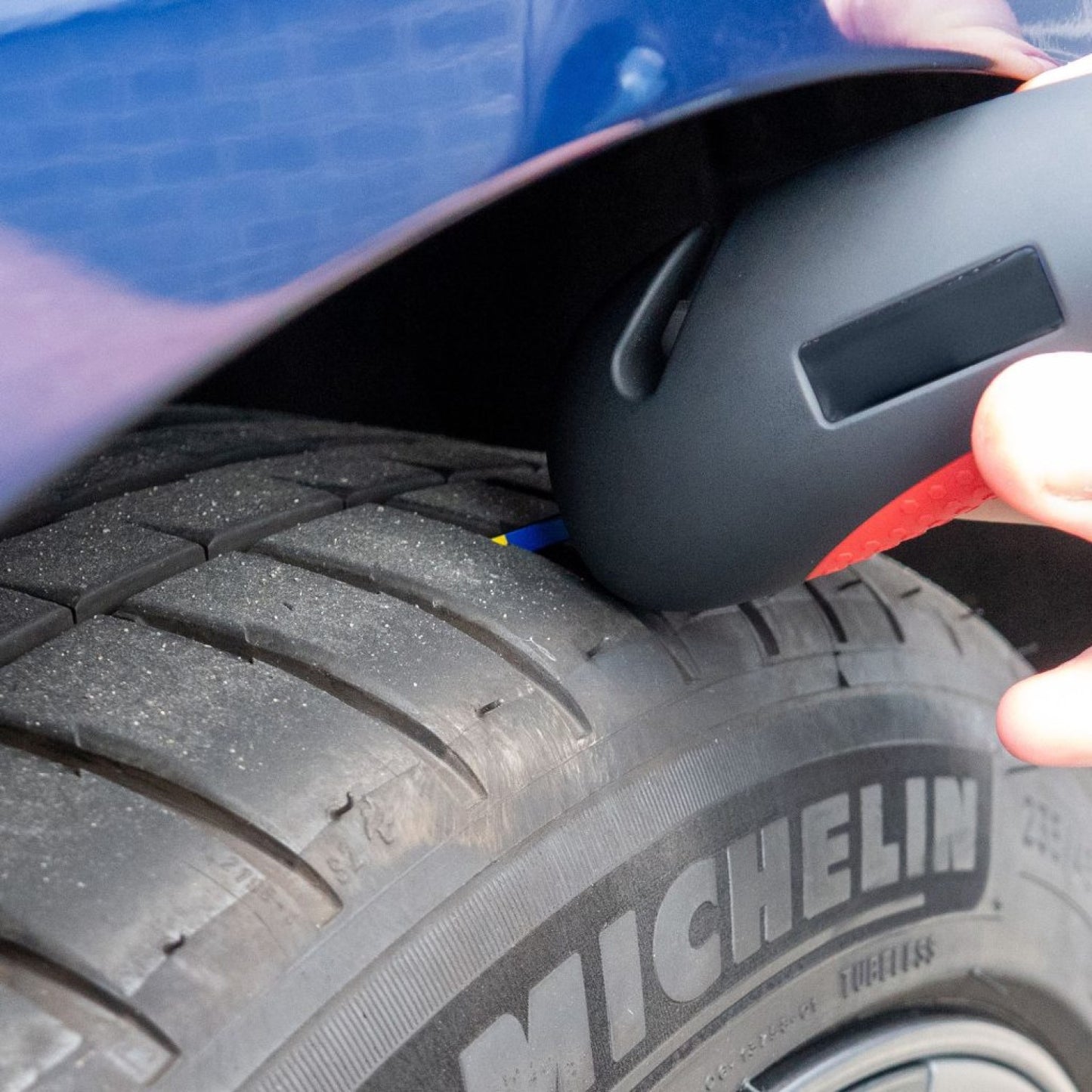 5-IN-1 Tyre Pressure Gauge