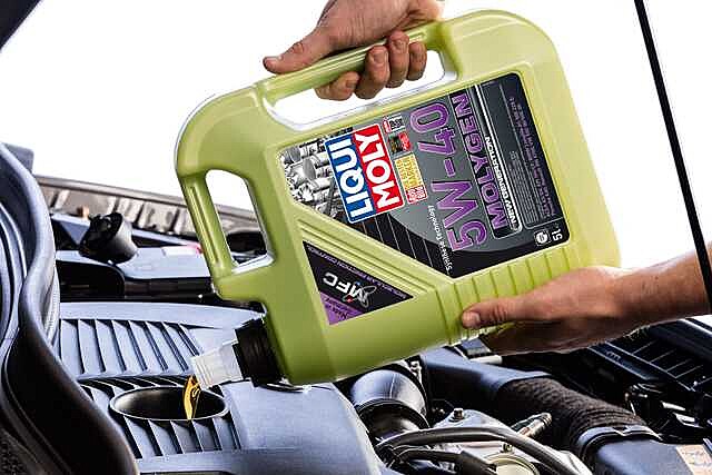 Molygen New Gener­a­tion 5W-40