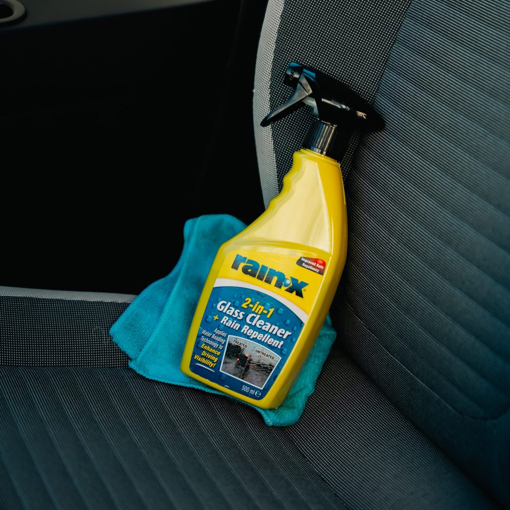 2 in 1 Glass Cleaner + Rain Repellent