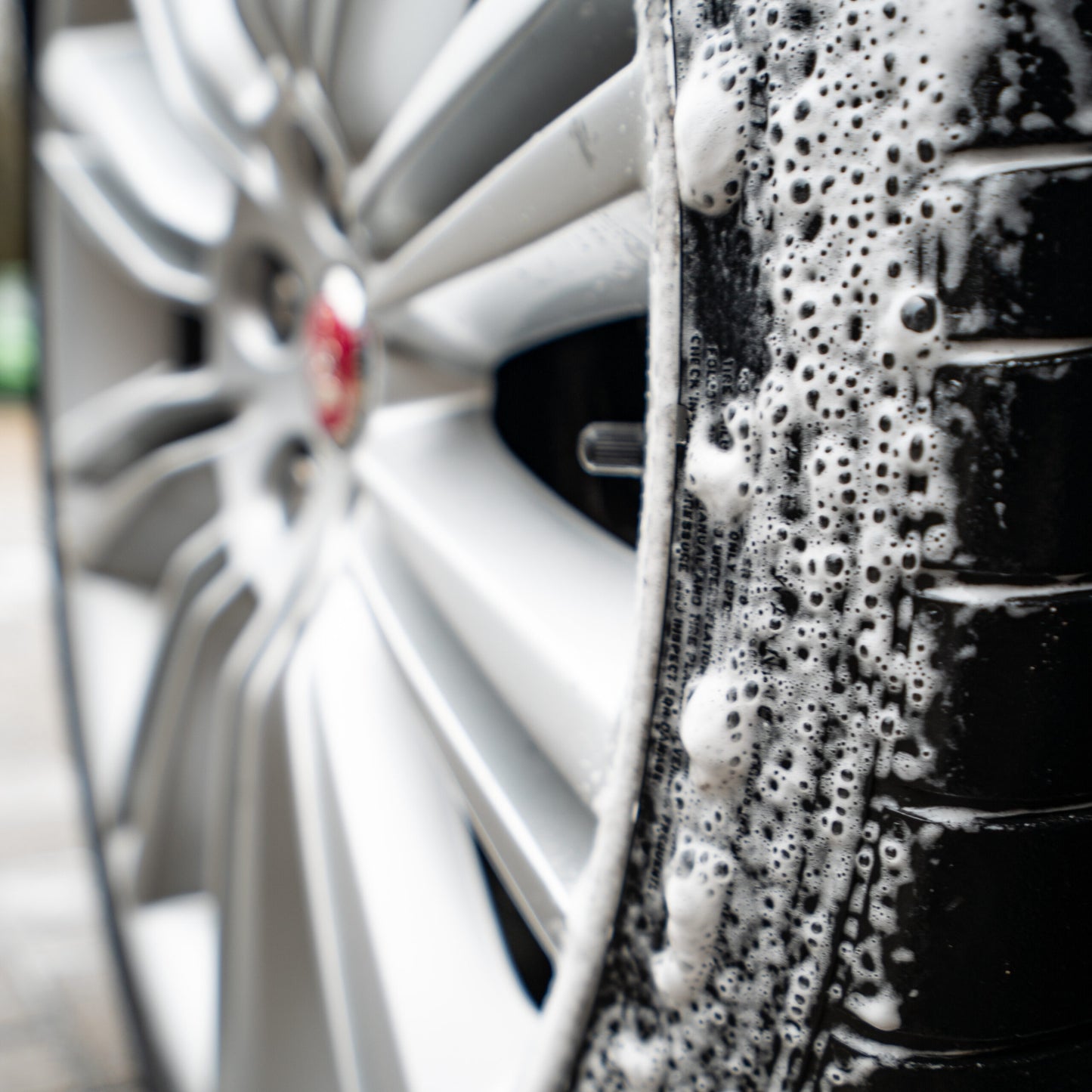 Ultimate Tyre Shine Foam