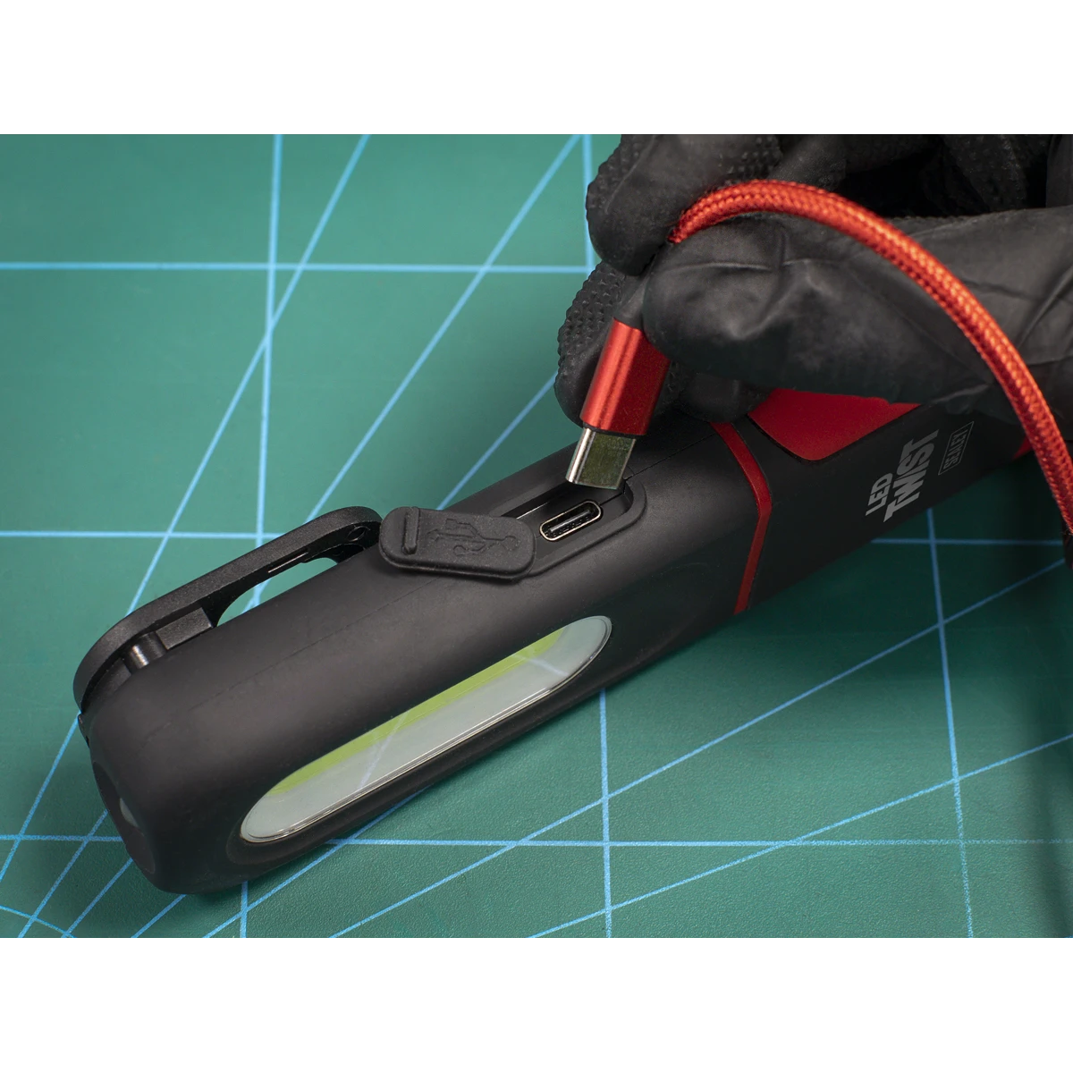 LED Twist Rechargeable Inspection Light